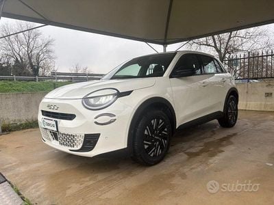 Usata Fiat 600 101 CV (74 kW) 2024 Bianco SUV