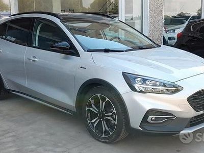 Usata Ford Focus Active 125 CV (91 kW) 2019 Grigio Berlina