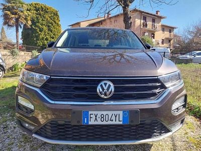 Usata VW T-Roc Style 116 CV (85 kW) 2019 Nero SUV