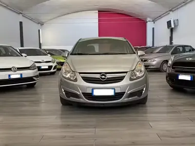 Usata Opel Corsa Club 80 CV (58 kW) 2010 Grigio Utilitaria