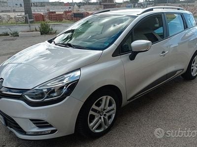 Usata Renault Clio GrandTour 90 CV (66 kW) 2018 Grigio Station wagon