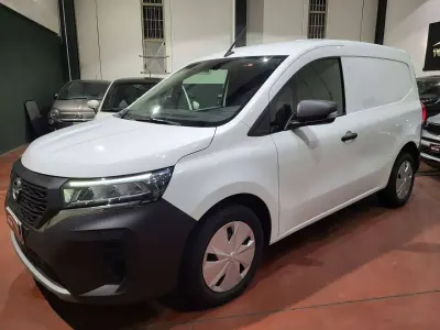 Usata Nissan Townstar 131 CV (96 kW) 2023 Bianco Furgone