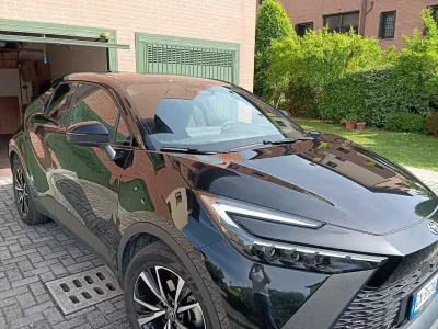 Usata Toyota C-HR Trend 98 CV (72 kW) 2024 Nero SUV