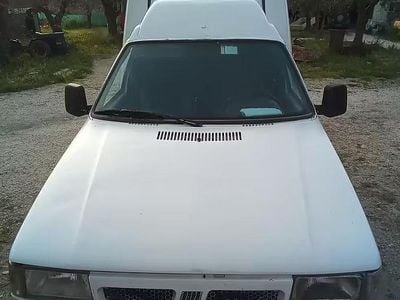 Usata Fiat Fiorino 63 CV (46 kW) 1999 Monovolume