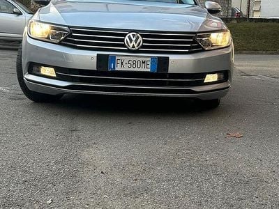 Usata VW Passat 150 CV (110 kW) 2015 Grigio Station wagon