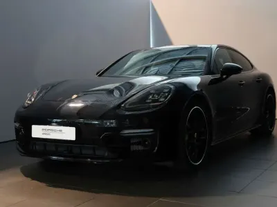 Usata Porsche Panamera 4 E-Hybrid Platinum Edition 330 CV (242 kW) 2023 Utilitaria
