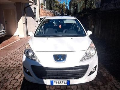 Usata Peugeot 207 68 CV (50 kW) 2014 Bianco Berlina
