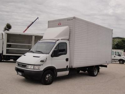 Usata Iveco Daily 177 CV (130 kW) 2006 Bianco pastello Cabrio