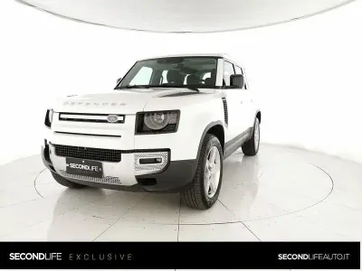 Käytetty Land Rover Defender SE 200 HP (147 kW) 2023 Valkoinen Katumaasturi