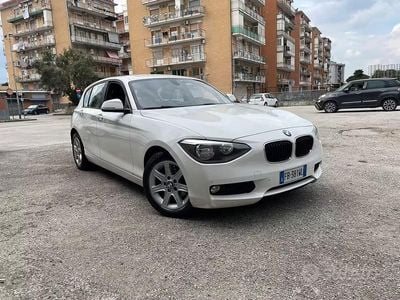 Usata BMW 116 Sport Line 115 CV (84 kW) 2013 Bianco Utilitaria