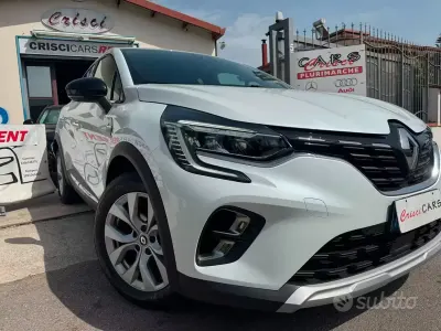 Usata Renault Captur 101 CV (74 kW) 2022 Bianco SUV