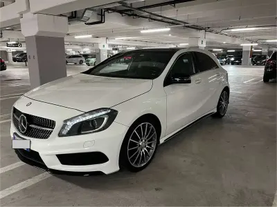 Usata Mercedes A180 Premium 109 CV (80 kW) 2014 Bianco Utilitaria