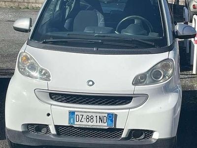 Begagnad Smart ForTwo Coupé 86 HK (63 kW) 2010 Vit Sportkupé