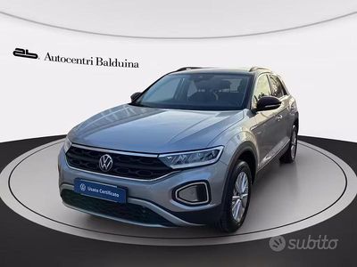 Usata VW T-Roc Life 150 CV (110 kW) 2024 Nero SUV