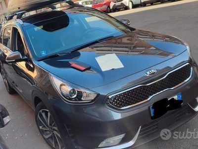 Usata Kia Niro 105 CV (77 kW) 2019 Bronzo SUV