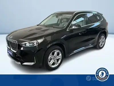 Käytetty BMW X1 xLine 150 HP (110 kW) 2025 Musta Katumaasturi