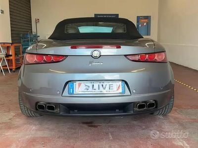 Usata Alfa Romeo Spider 185 CV (136 kW) 2007 Grigio Cabrio