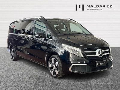 Usata Mercedes V250 Premium 190 CV (139 kW) 2022 Nero Monovolume