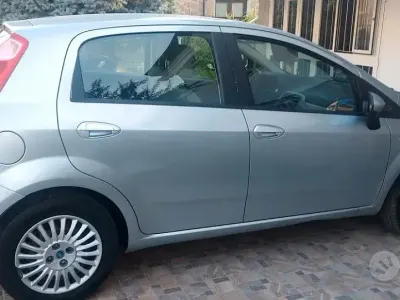Usata Fiat Grande Punto 75 CV (55 kW) 2006 Grigio Utilitaria