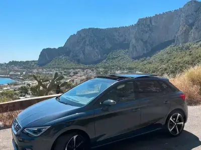 Usata Seat Ibiza FR 110 CV (80 kW) 2023 Grigio Utilitaria