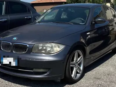 Usata BMW 118 143 CV (105 kW) 2008 Grigio Utilitaria