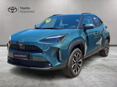 Nuova Toyota Yaris Cross Trend 130 CV (95 kW) 2026 Verde SUV