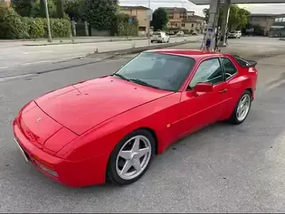 Usata Porsche 944 Turbo S 250 CV (183 kW) 1988 Rosso Coupé