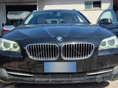 Usata BMW 520 Comfort Edition 184 CV (135 kW) 2011 Nero Station wagon