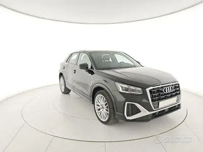 Käytetty Audi Q2 Ambiente 150 HP (110 kW) 2025 Musta Katumaasturi