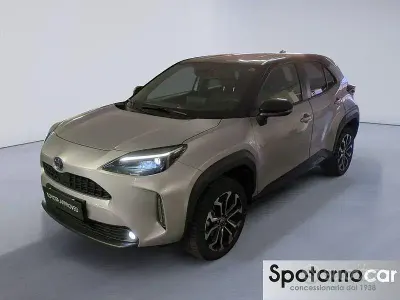 Usata Toyota Yaris Cross 116 CV (85 kW) 2021 Grigio SUV