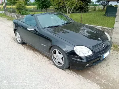 Käytetty Mercedes SLK200 163 HP (119 kW) 2002 Musta Avoauto
