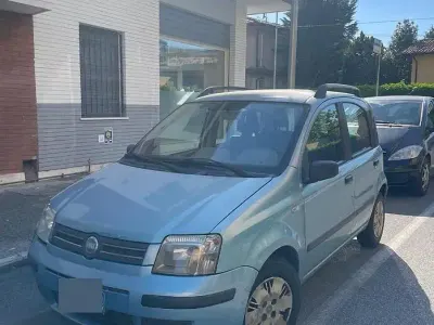 Usata Fiat Panda 60 CV (44 kW) 2004 Utilitaria
