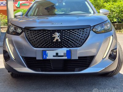 Usata Peugeot 2008 Allure 110 CV (80 kW) 2021 Grigio SUV