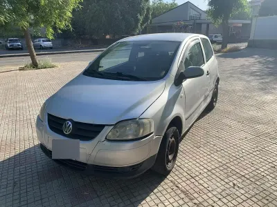 Usata VW Fox 69 CV (50 kW) 2005 Grigio Utilitaria