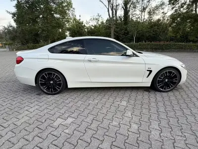 Usata BMW 420 Efficient Dynamics 184 CV (135 kW) 2013 Bianco Coupé