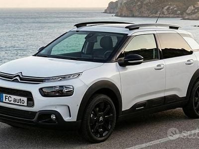 Usata Citroën C4 Shine 102 CV (75 kW) 2019 Bianco Monovolume