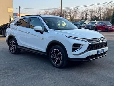 Usata Mitsubishi Eclipse Cross Intense 98 CV (72 kW) 2022 Bianco SUV