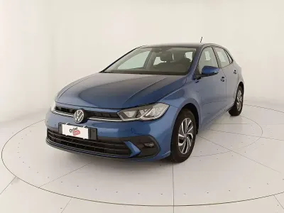 Usata VW Polo Life 95 CV (69 kW) 2025 Reef blue metallizzato Utilitaria