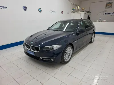 Usata BMW 520 Luxury Line 190 CV (139 kW) 2015 Bluazzurro Station wagon