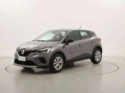 Usata Renault Captur Business 91 CV (66 kW) 2021 Grigio SUV