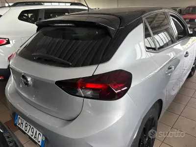 Usata Opel Corsa Edition 131 CV (96 kW) 2022 Grigio Utilitaria