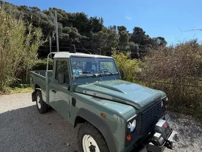 Usata Land Rover Defender 122 CV (89 kW) 2007 Verde SUV