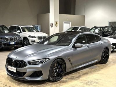 Begagnad BMW M850 Comfort Edition 530 HK (389 kW) 2021 Röd Sportkupé