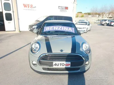 Używany Mini Cooper 102 KM (75 kW) 2018 Szary Hatchback