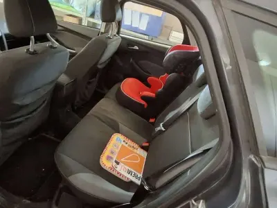 Usata Ford Focus 116 CV (85 kW) 2011 Berlina