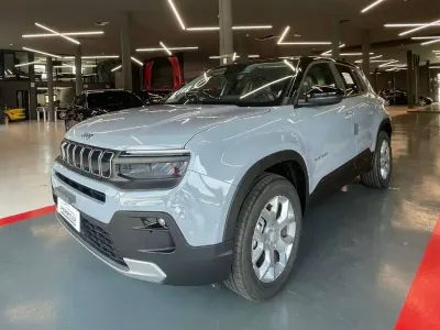 Nuova Jeep Avenger Altitude 110 CV (80 kW) 2025 Grigio SUV