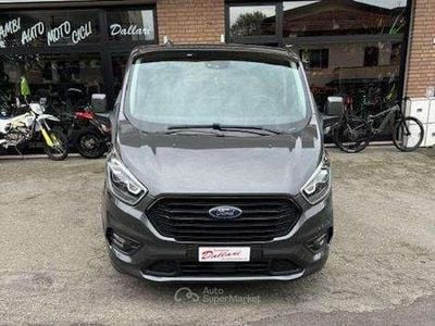 Usata Ford Tourneo 185 CV (136 kW) 2020 Grigio scuro Monovolume