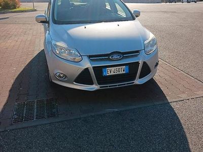 Usata Ford Focus 115 CV (84 kW) 2014 Grigio Berlina