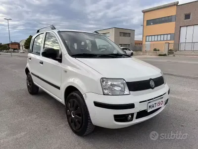 Gebraucht Fiat Panda Dynamic 77 PS (56 kW) 2012 Weiß Kleinwagen