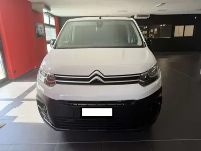 Usata Citroën Berlingo 102 CV (75 kW) 2023 Bianco Monovolume